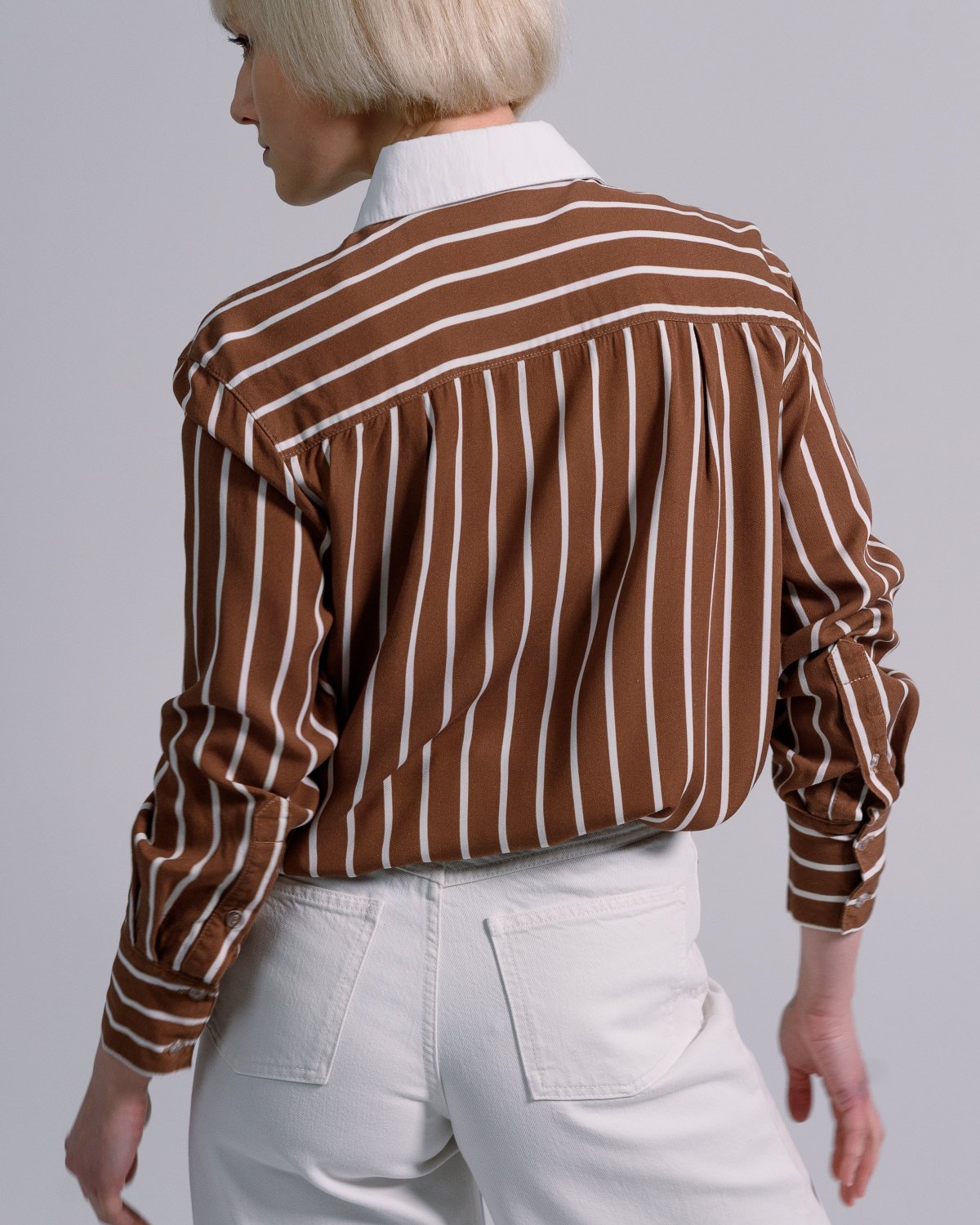 Anna brown - Image 5